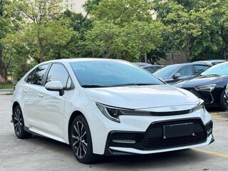 2022 Toyota Levin XII (E210) Рестайлинг, белый, 1354000 рублей, вид 3