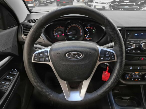 2018 Lada (ВАЗ) Vesta SW I, белый, 1029000 рублей - вид 12