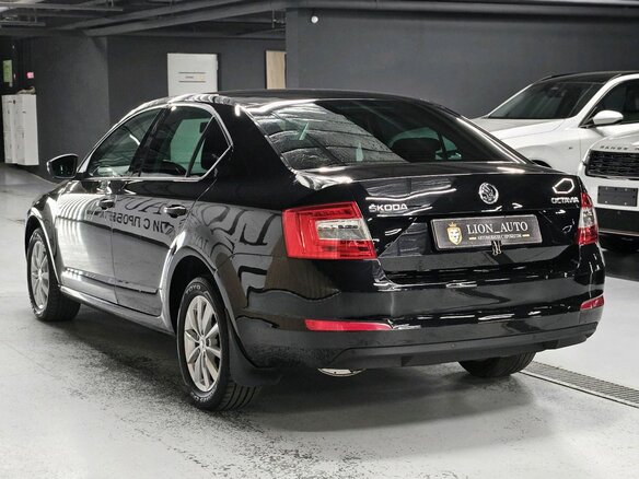2016 Skoda Octavia III (A7), чёрный - вид 4