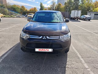 2013 Mitsubishi Outlander III, чёрный, 1050000 рублей, вид 3
