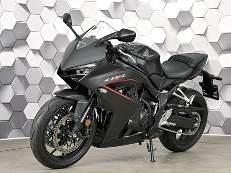 2025 Honda CBR 650R, чёрный, 1239000 рублей, вид 2