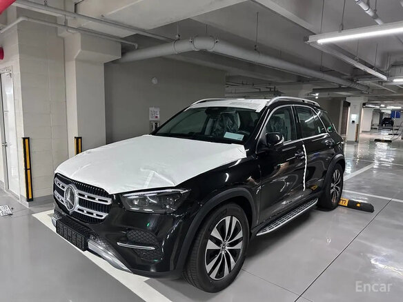 2026 Mercedes-Benz GLE 300 d II (V167) Рестайлинг, чёрный - вид 1