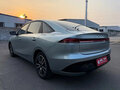 2025 Roewe D6 54 kWh, серебристый, 1696520 рублей - вид 5