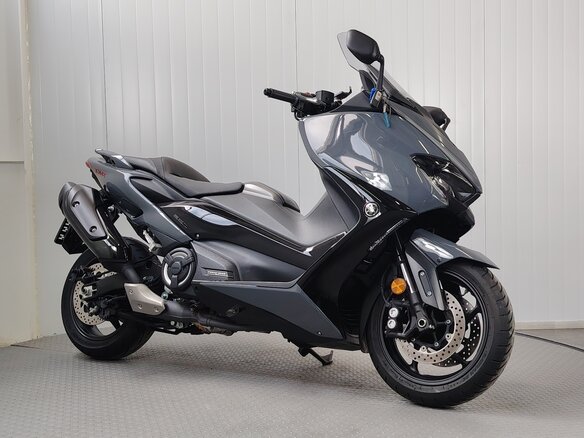 2021 Yamaha TMAX, серый, 1189000 рублей - вид 1