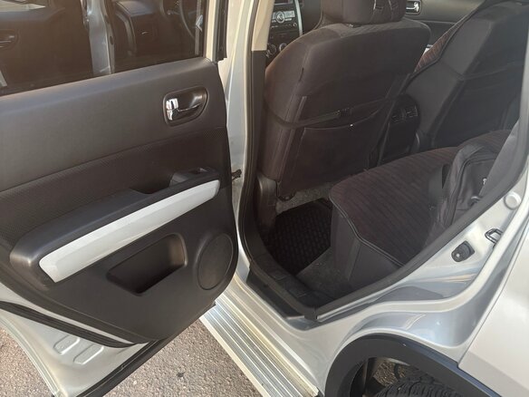 2012 Nissan X-Trail II Рестайлинг, серебристый, 1050000 рублей - вид 21