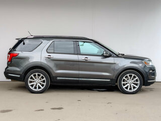 2018 Ford Explorer V Рестайлинг, серый, 3260000 рублей, вид 4