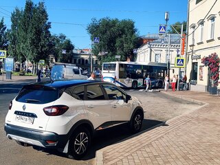 2017 Renault Kaptur I, белый, 1140000 рублей, вид 4