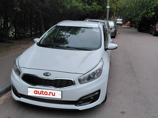 2017 Kia Ceed II Рестайлинг, белый, 1150000 рублей, вид 3
