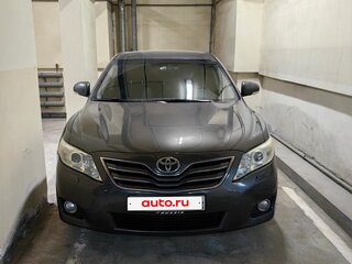 2009 Toyota Camry VI (XV40) Рестайлинг, серый, 980000 рублей, вид 3
