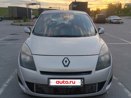 2009 Renault Scenic Grand III, серебристый, 550000 рублей, вид 1