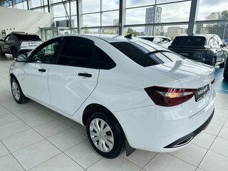 2023 Lada (ВАЗ) Vesta I Рестайлинг (NG), белый, 1095000 рублей, вид 4