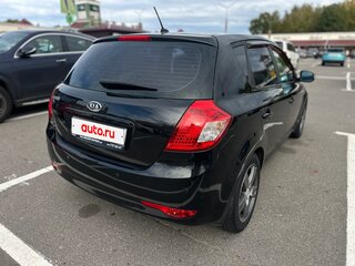 2011 Kia Ceed I Рестайлинг, чёрный, 900000 рублей, вид 2