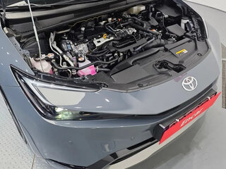 2024 Toyota Prius V (XW60), серый, 2950777 рублей, вид 5
