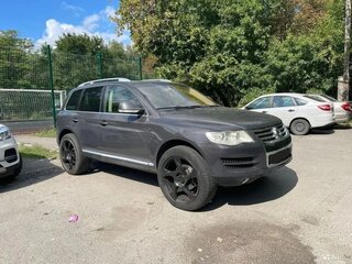 2008 Volkswagen Touareg I Рестайлинг, серый, 750000 рублей, вид 4
