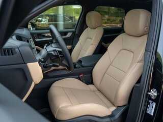 2026 Porsche Cayenne III Рестайлинг, чёрный, 15274799 рублей, вид 4