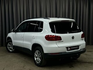 2011 Volkswagen Tiguan I Рестайлинг, белый, 1179888 рублей, вид 4
