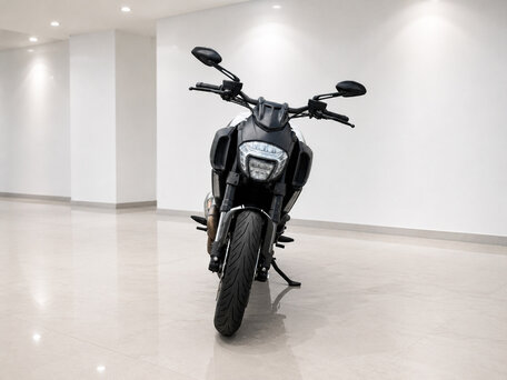 2015 Ducati Diavel Carbon, чёрный, 1342410 рублей, вид 2