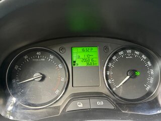 2010 Skoda Fabia II Рестайлинг, серый, 650000 рублей, вид 4