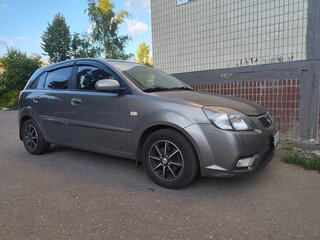 2010 Kia Rio II Рестайлинг, серебристый, 615000 рублей, вид 3