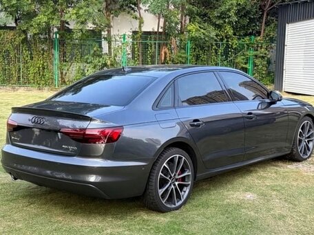 2022 Audi A4 35 TFSI Long V (B9) Рестайлинг, серый, 3100888 рублей, вид 4