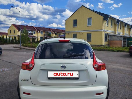 2013 Nissan Juke I, белый, 930000 рублей, вид 5