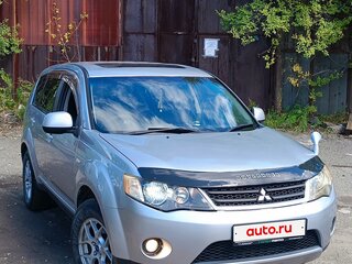 2007 Mitsubishi Outlander II, серый, 960000 рублей, вид 2