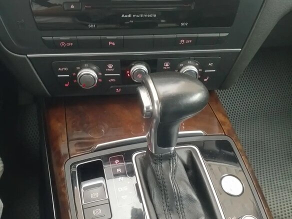 2012 Audi A6 IV (C7), серебристый, 1150000 рублей - вид 15
