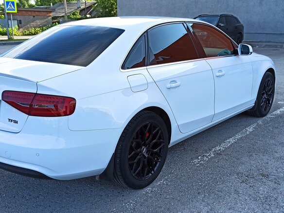 2012 Audi A4 IV (B8) Рестайлинг, белый, 1400000 рублей - вид 8