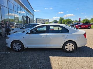 2015 Skoda Rapid I, белый, 825000 рублей, вид 2