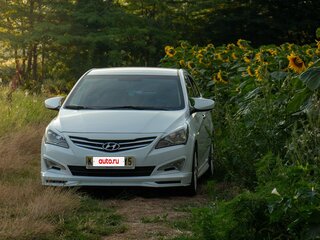 2015 Hyundai Solaris I Рестайлинг, белый, 1000000 рублей, вид 2