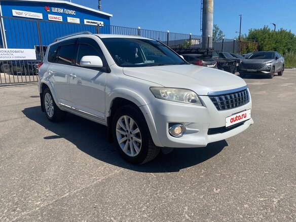 2011 Toyota Vanguard, белый, 1600000 рублей - вид 2