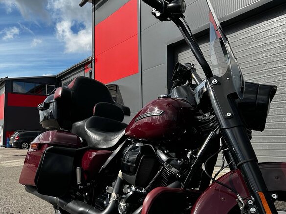 2019 Harley-Davidson Road King Special, красный, 1700000 рублей - вид 18