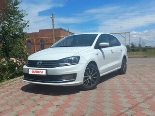 2016 Volkswagen Polo V Рестайлинг, белый, 1040000 рублей, вид 1