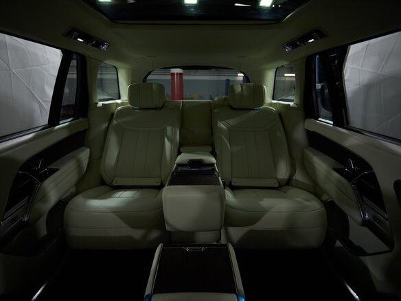 2025 Land Rover Range Rover P530 MHEV V, чёрный, 31800000 рублей - вид 23