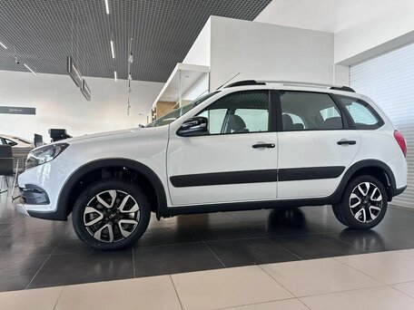 2026 Lada (ВАЗ) Granta Cross I Рестайлинг, белый, 1196000 рублей, вид 4
