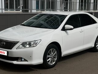 2014 Toyota Camry VII (XV50), белый, 1580000 рублей, вид 1