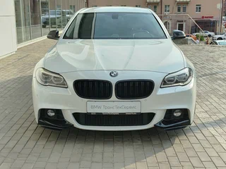 2016 BMW 5 серии 530d xDrive VI (F10/F11/F07) Рестайлинг, белый, 3700000 рублей, вид 2