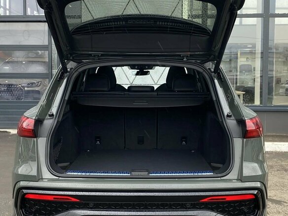 2026 Audi Q5 L III (GU), зелёный - вид 4