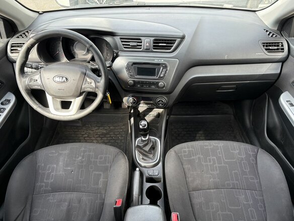 2013 Kia Rio 5-speed III, серый - вид 9