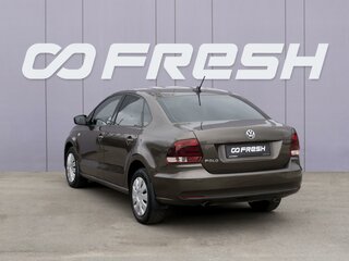 2020 Volkswagen Polo V Рестайлинг, коричневый, 949000 рублей, вид 2