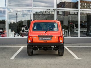 2026 Lada (ВАЗ) Niva Legend Sport I, оранжевый, 1755000 рублей, вид 5