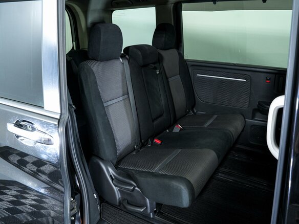 2016 Honda Stepwgn Spada V, чёрный, 2045000 рублей - вид 8