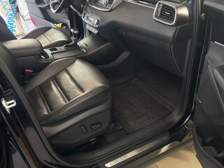 2019 Kia Sorento III Prime Рестайлинг, чёрный, 2900000 рублей, вид 5
