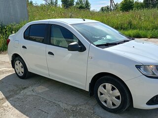 2017 Renault Logan II, белый, 650000 рублей, вид 4