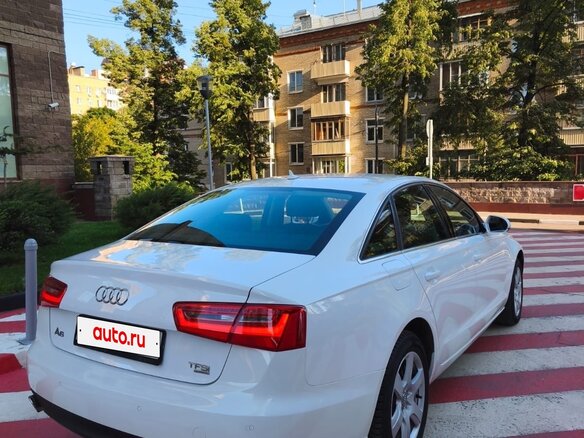 2012 Audi A6 IV (C7), белый, 1900000 рублей - вид 14