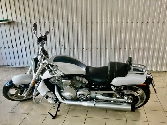 2013 Harley-Davidson V-Rod Muscle, белый, 1670000 рублей - вид 5