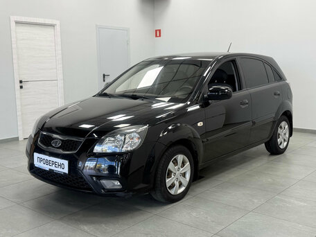 2010 Kia Rio II Рестайлинг, чёрный, 590001 рублей, вид 1
