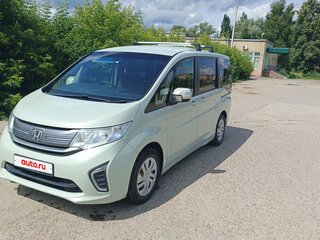 2018 Honda Stepwgn V Рестайлинг, белый, 1730000 рублей, вид 3