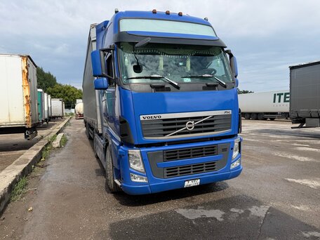 2013 Volvo FH, синий, 3200000 рублей, вид 4