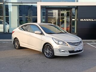 2015 Hyundai Solaris I Рестайлинг, бежевый, 849000 рублей, вид 3
